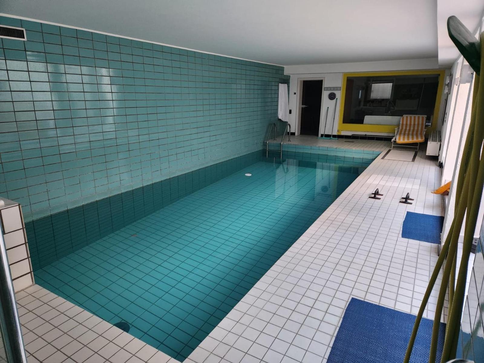 Villa Casa Blanca Mit Privatem Schwimmbad 26 Grad Und Sauna Duisburg Eksteriør bilde
