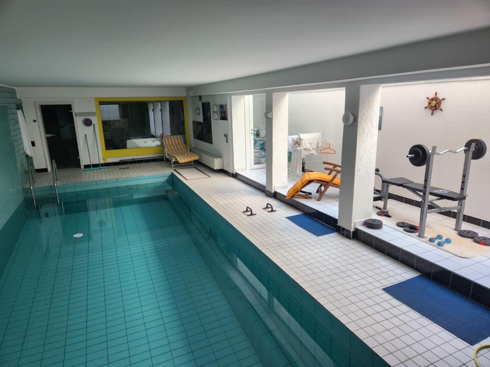 Villa Casa Blanca Mit Privatem Schwimmbad 26 Grad Und Sauna Duisburg Eksteriør bilde